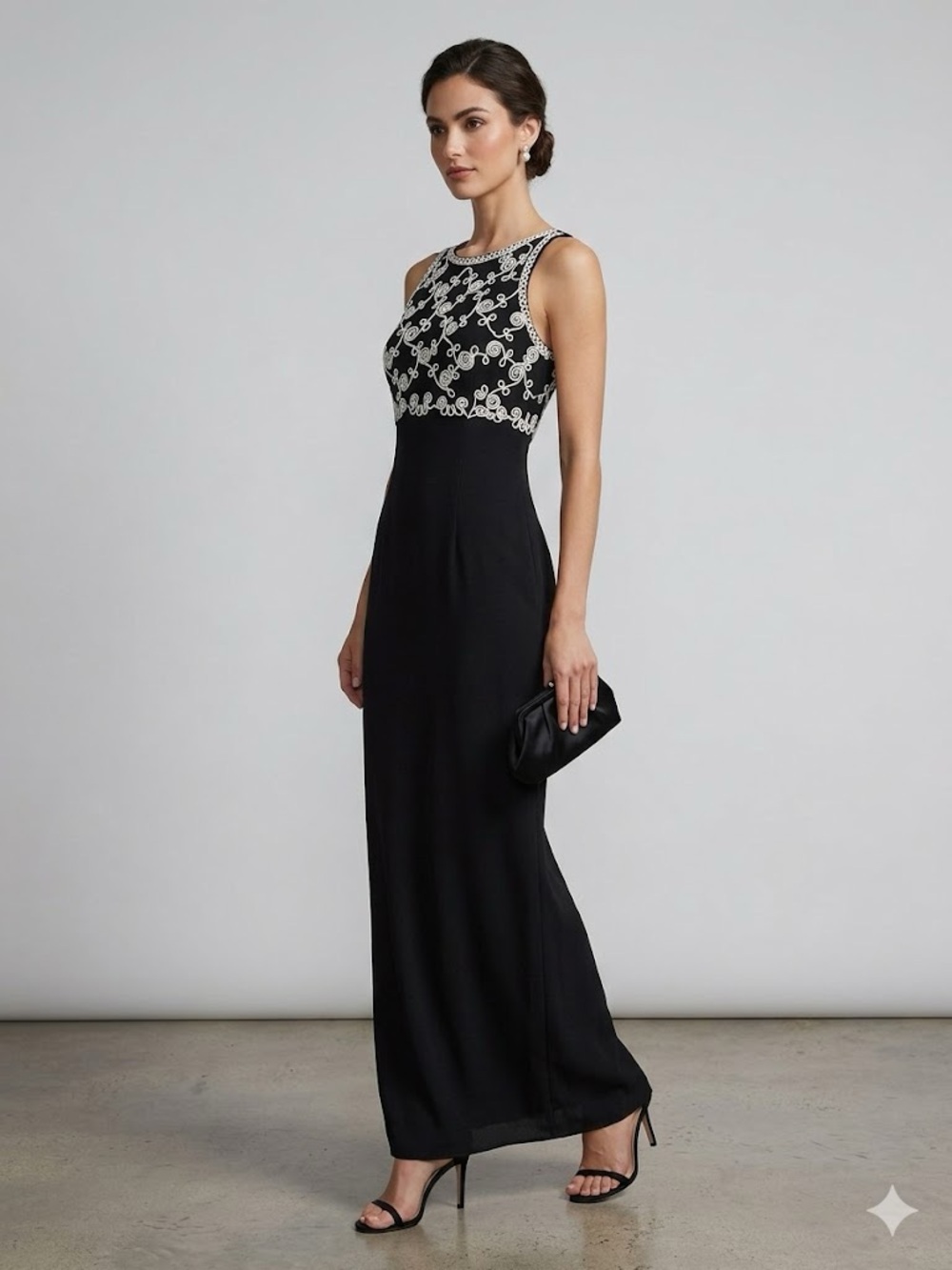 Scott McClintock Women’s Dress Size 4 Black White Embroidered Sleeveless Long